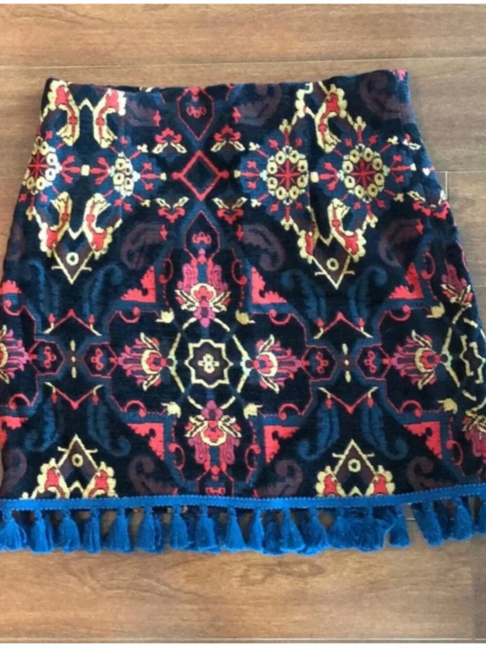 Zara textured skirt with fridge pompom - Picture 3 of 6